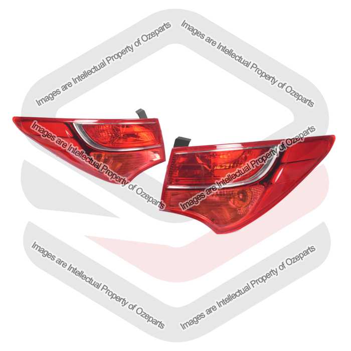 Tail Light AM (Non LED Type) (SET LH+RH)