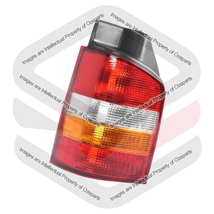 Tail Light AM (Tailgate Type) - Red / Clear / Amber  (Non Emark)