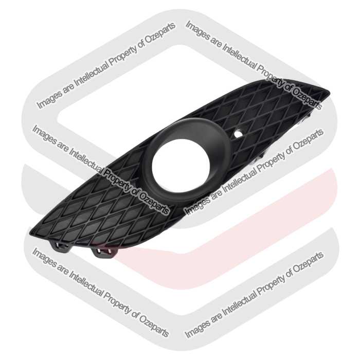 RH Right Hand Fog Light Bezel Cover With Fog Light For Holden Astra AH 2006~2010