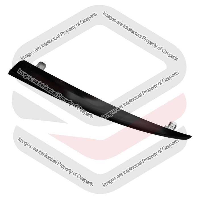LH Left Hand Front Grille Centre Mould Trim Black For Mazda 6 GJ GL 2012~2018