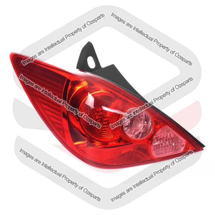 Tail Light AM (Hatch Only)