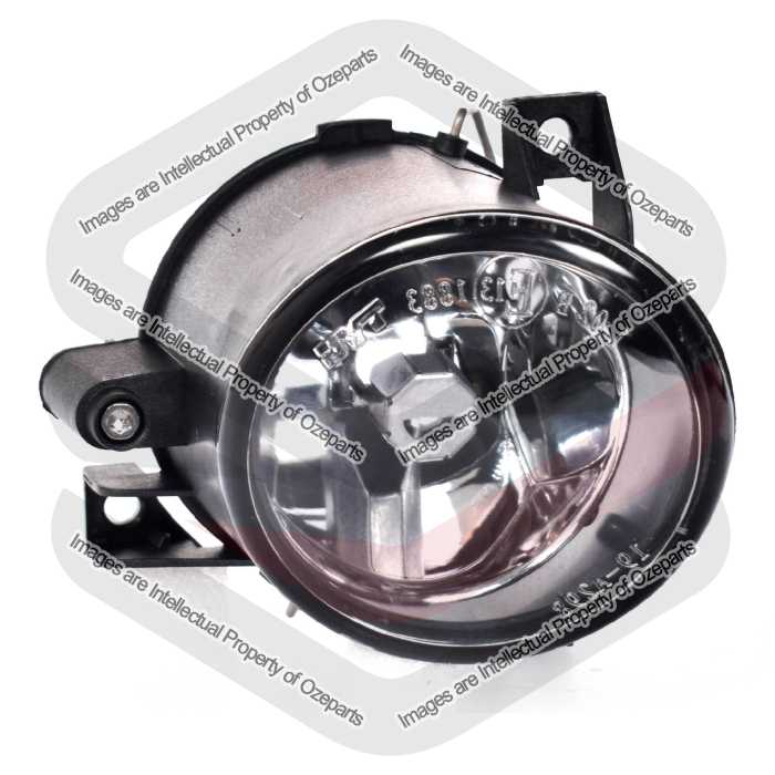 RH RHS Right Hand Fog Light Spot Driving Lamp For VW VolksWagen Polo 2002~2005
