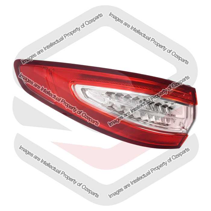 Tail Light  AM - Hatchback