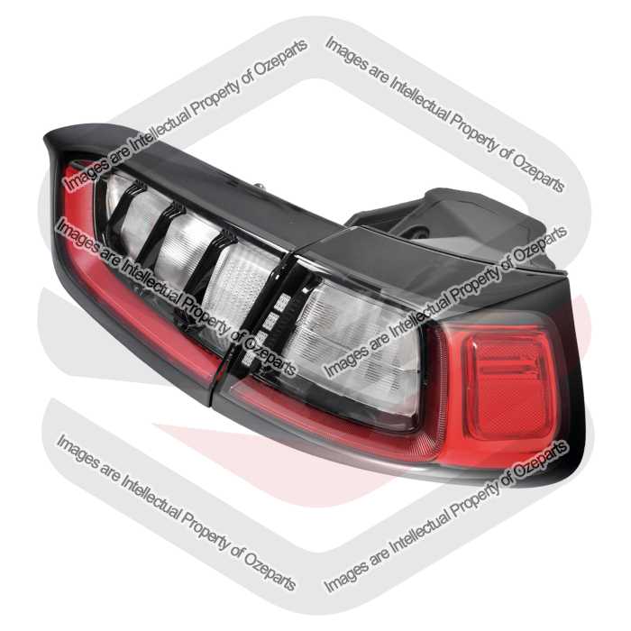 Tail Light + Rear Garnish AM (LED) (SET 2)