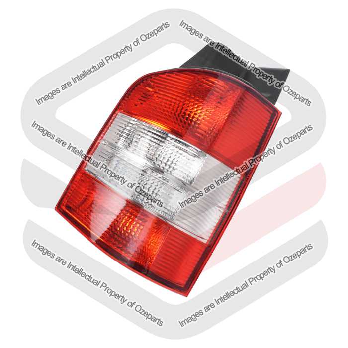 Tail Light AM (Tailgate Type) - Red / Clear  (Non Emark)