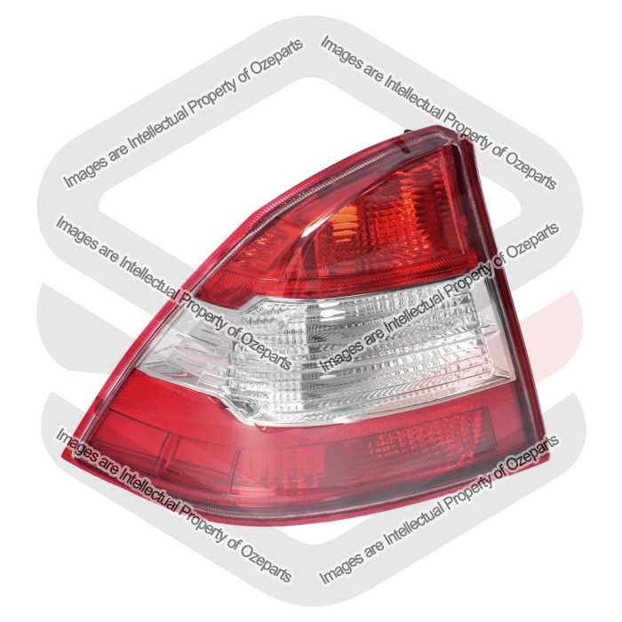 Tail Light AM (Sedan)