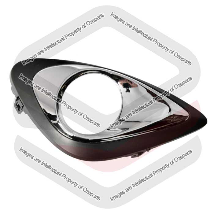Ozeparts Nissan Micra K13 Series 2 2015~2016 5 Door Hatch | Fog Light Lamp Bezel Cover (Chrome) | RH RHS Right Hand (Driver Side)