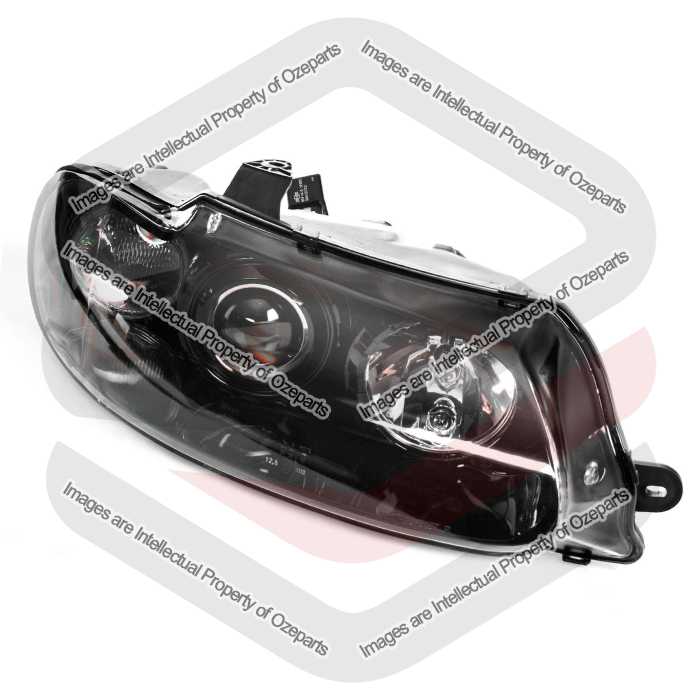 RH RHS Right Hand Head Light Black Projector Type For Holden Commodore VT 97~00