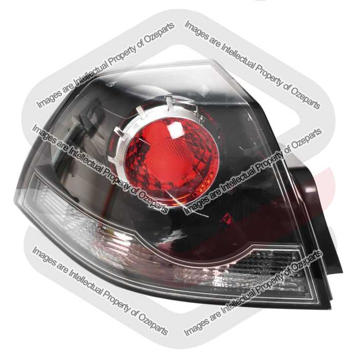 Tail Light AM  Sedan (Black) SSV