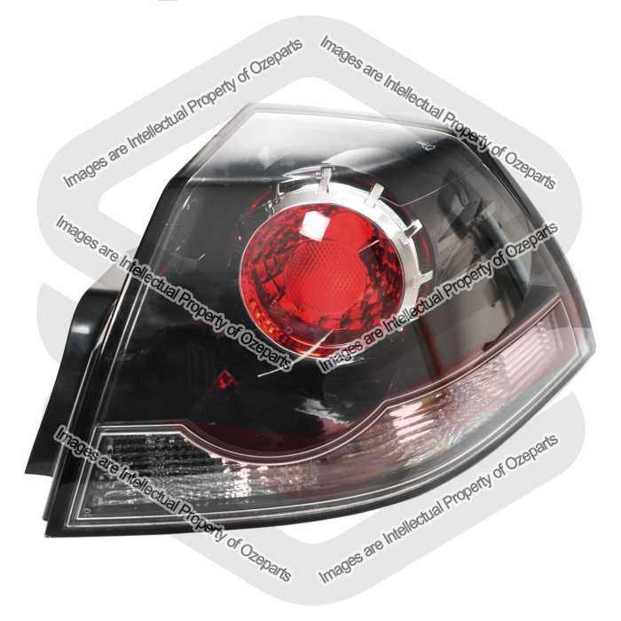 Tail Light AM  Sedan (Black) SSV