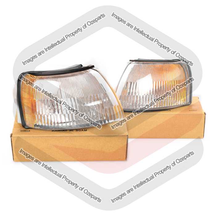 Pair LH+RH Corner Light For Holden Commodore VN / Statesman VQ 88~93