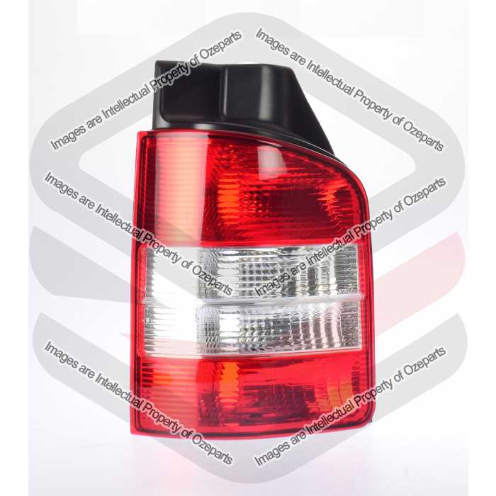 Tail Light AM (Barn Door Type) - Red / Clear