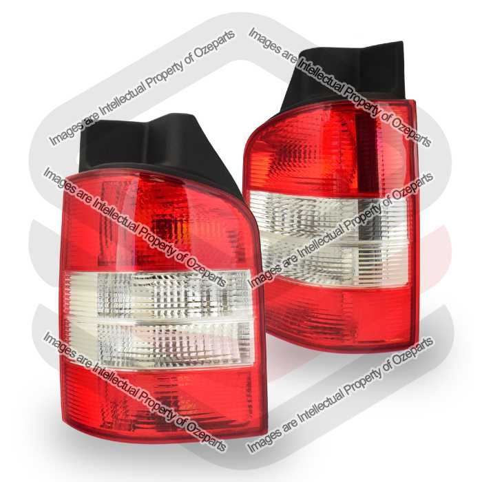 Tail Light AM (Tailgate Type) - Red / Clear  (With Emark) (Set LH+RH)
