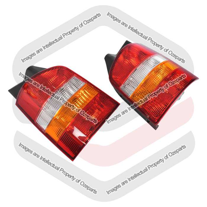 Tail Light AM (Tailgate Type) - Red / Clear / Amber  (With Emark) (Set LH+RH)