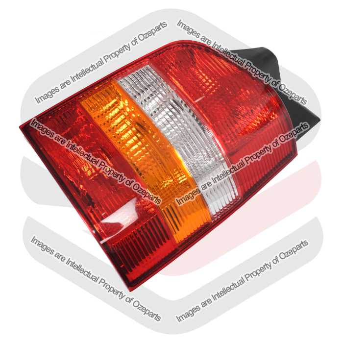 Tail Light AM (Tailgate Type) - Red / Clear / Amber  (With Emark)