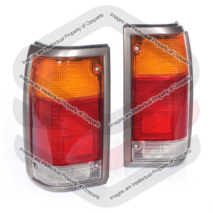 Tail Light Ute (Grey Rim) (SET LH+RH)