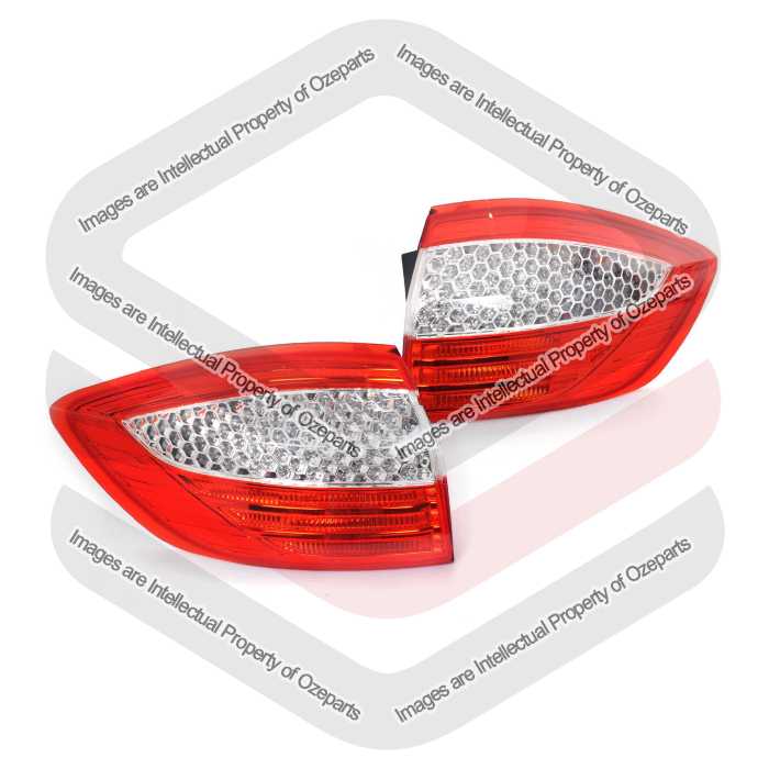 Tail Light AM (Wagon Only) (SET LH+RH)