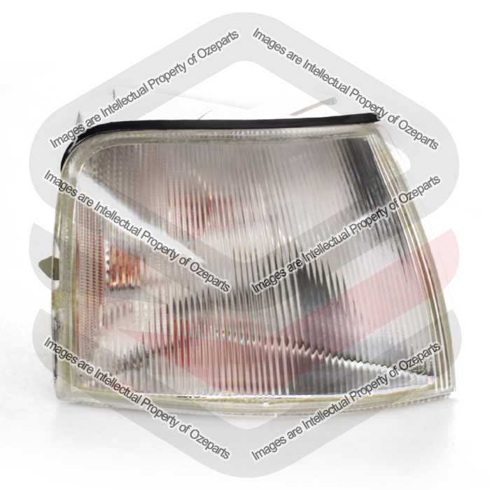 Corner Light AM (Clear Lens)