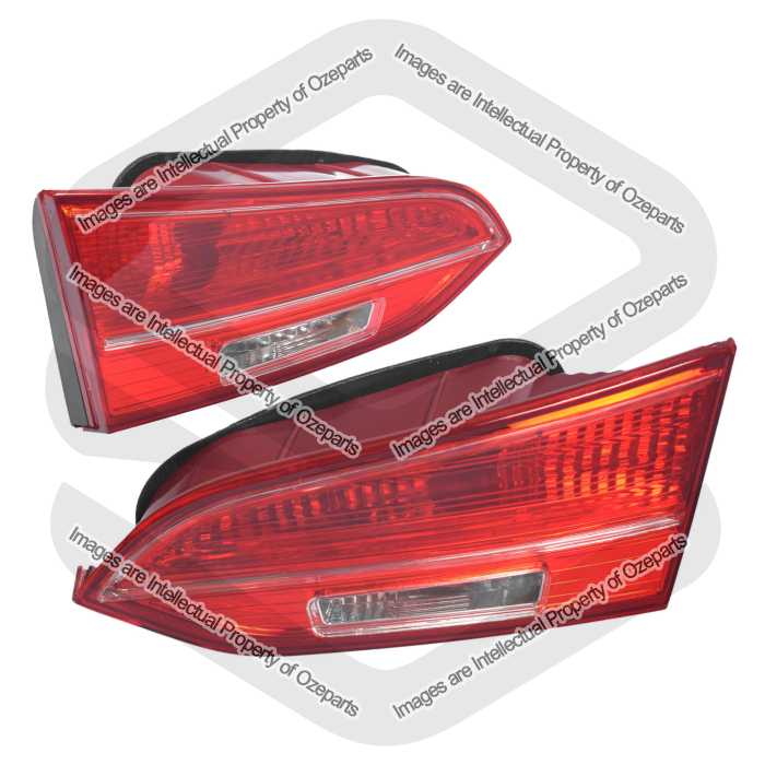 Rear Garnish AM (Non LED Type) (SET LH+RH)