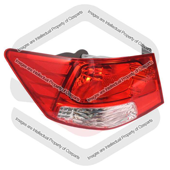 Tail Light  AM (Sedan)