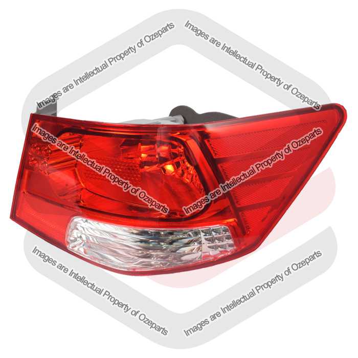 Tail Light  AM (Sedan)