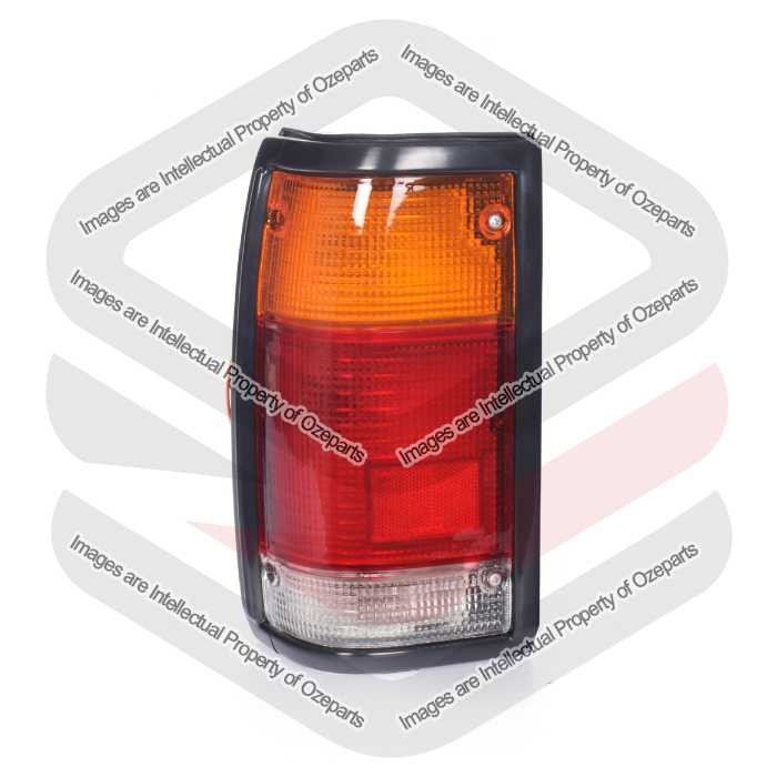 Tail Light Ute (Black Rim)