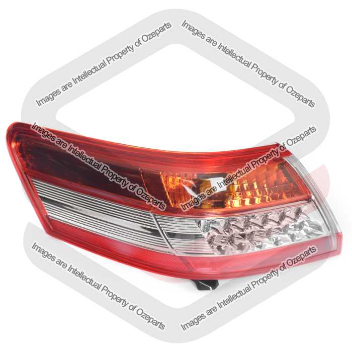 Tail Light AM (Sedan) - TYC