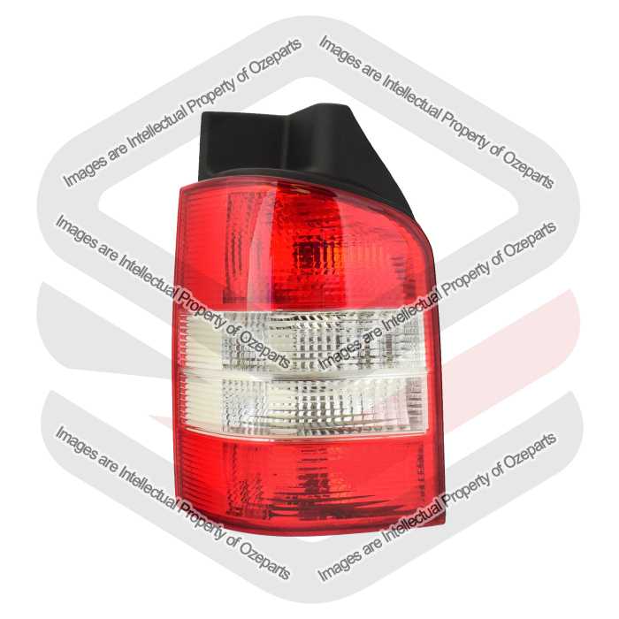 Tail Light AM (Tailgate Type) - Red / Clear  (With Emark)