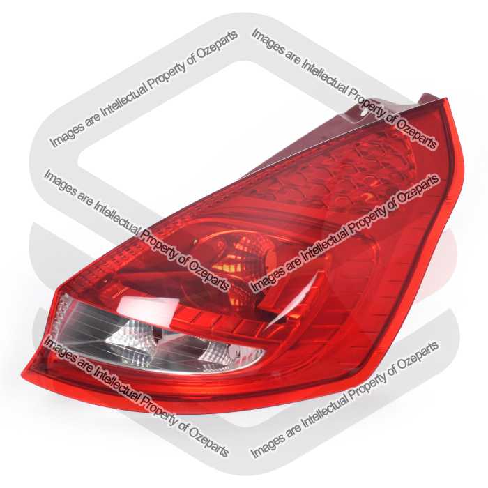 Tail Light AM (3 & 5 Door Hatch Only) - Emark