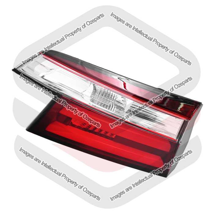 Rear Garnish AM (LED)