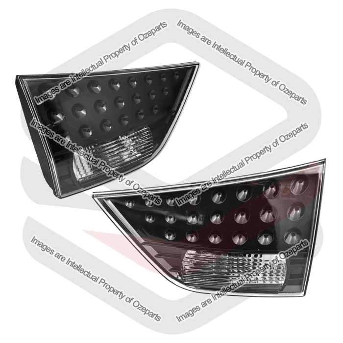 Rear Garnish  AM (SAE Certified) (SET LH+RH)