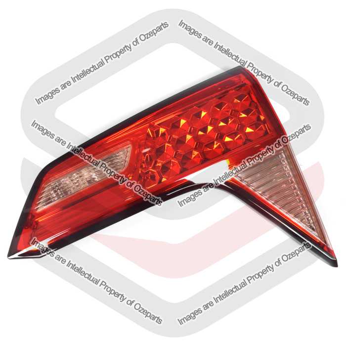 Rear Garnish AM (Non LED)