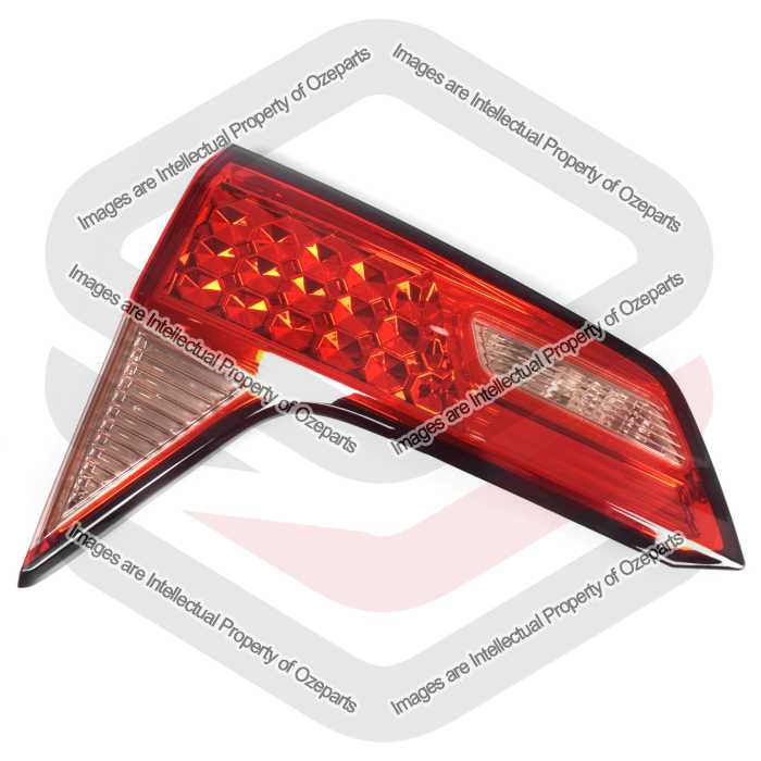 Rear Garnish AM (Non LED)