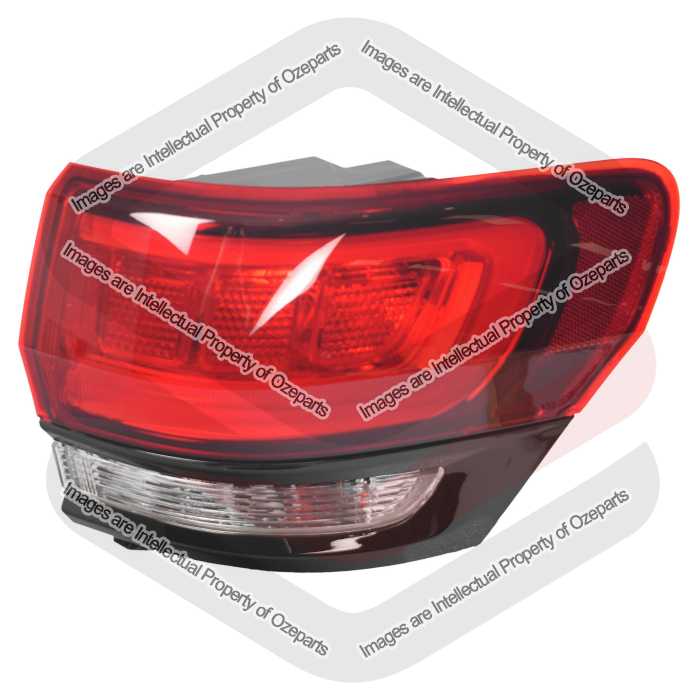 Tail Light AM (Black Trim)