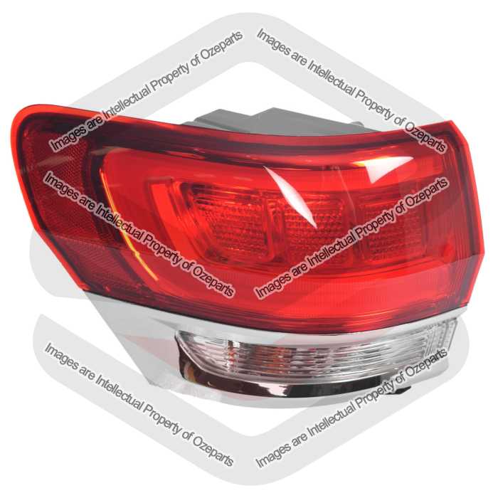 Tail Light AM (Chrome Trim)