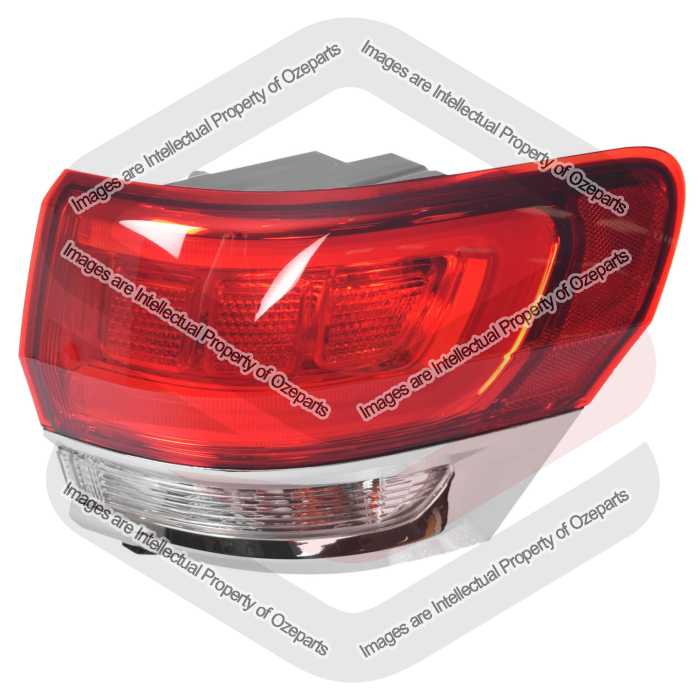 Tail Light AM (Chrome Trim)
