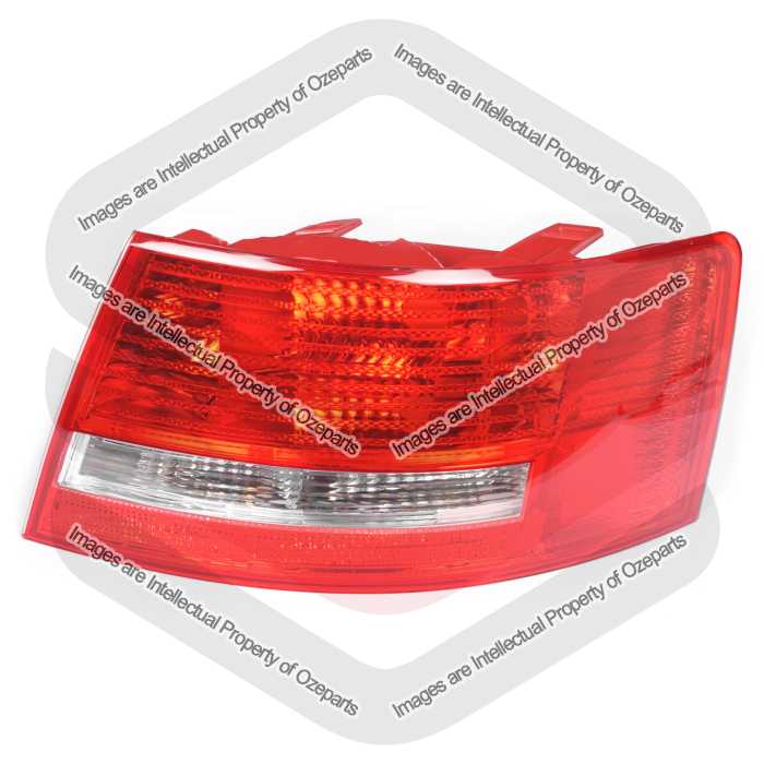 Tail Light AM Sedan (Non LED) - With Emark