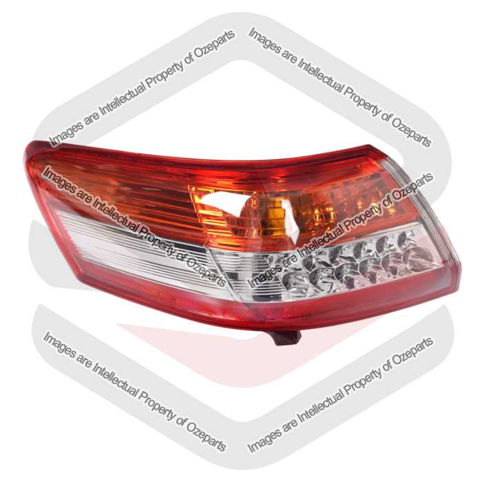 Tail Light AM (Sedan) - Ozeparts