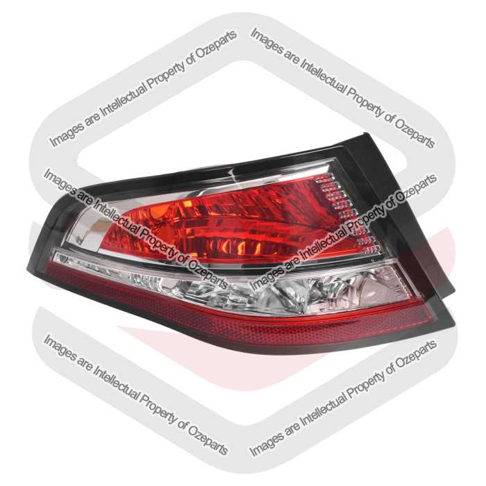 Tail Light AM Sedan (Chrome Inner Edge) - XR / FPV