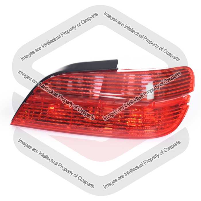 Tail Light AM ( SEDAN)