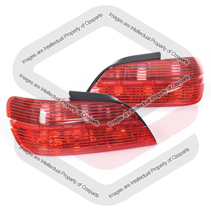 Tail Light AM ( SEDAN) (SET LH+RH)