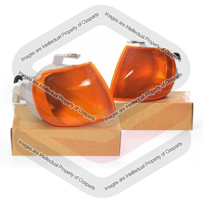 Corner Light AM (Amber) (SET LH+RH)