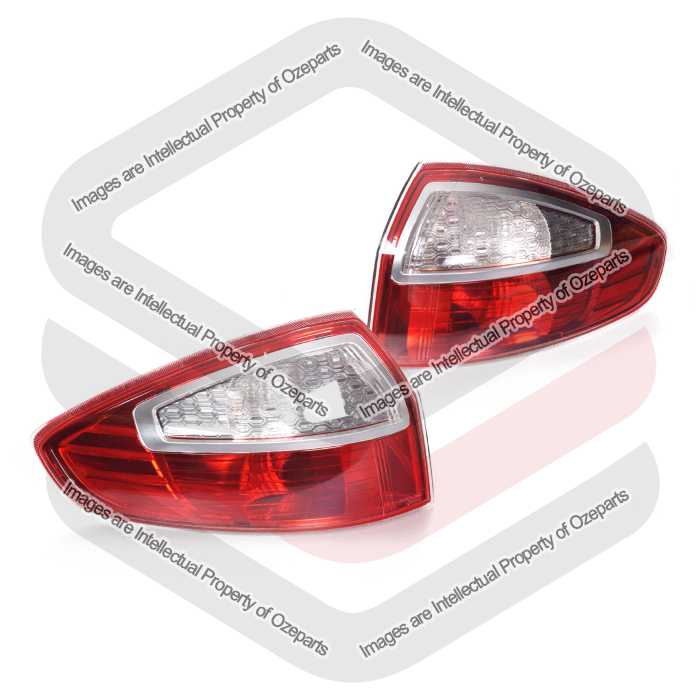 Tail Light AM (4 Door Sedan Only) (SET LH+RH)