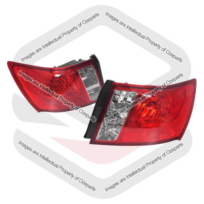 Tail Light AM (Sedan) (SET LH+RH)