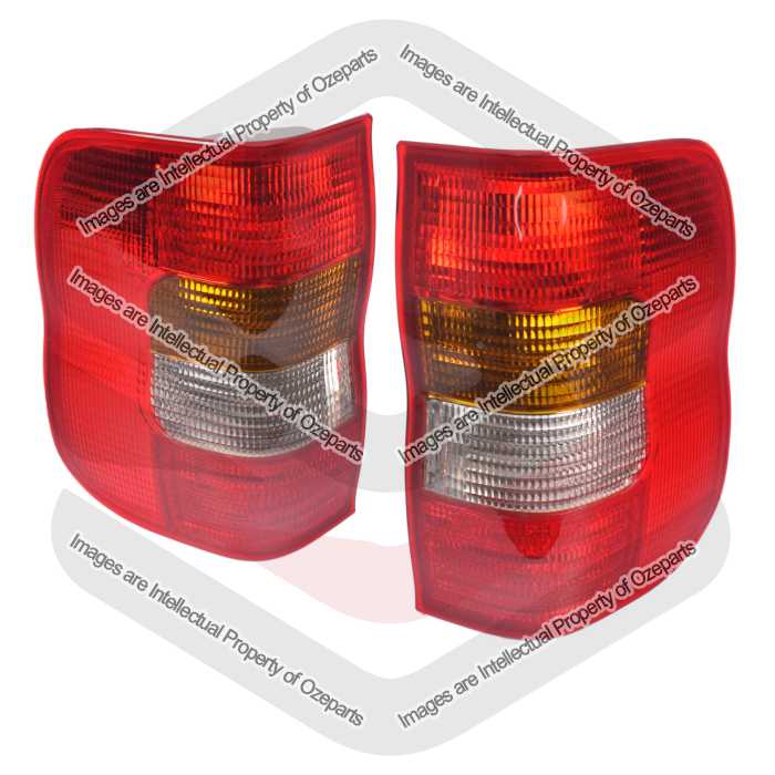 Tail Light AM - Combo Van (SET LH+RH)