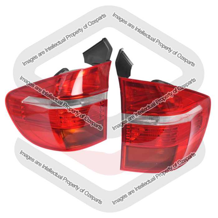 Tail Light AM (SET LH+RH)