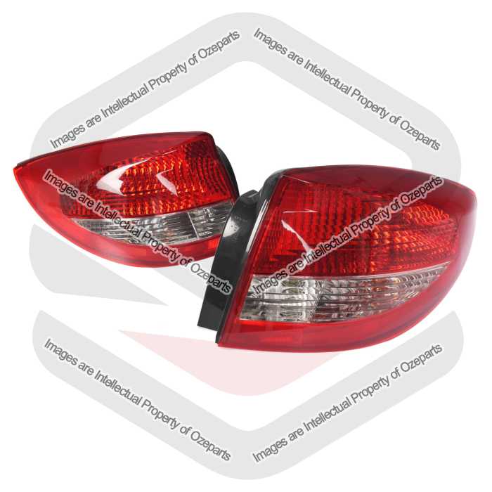 Tail Light AM (Sedan) (SET LH+RH)