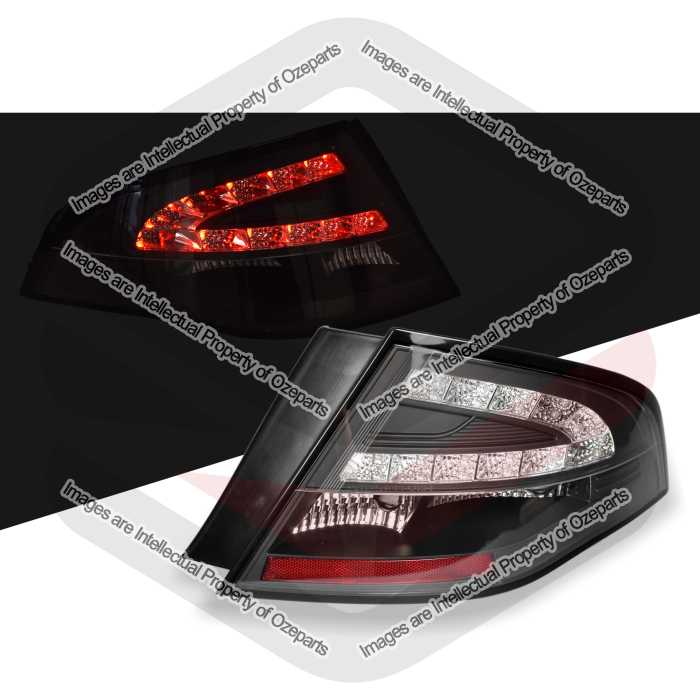 Tail Light AM Sedan (Performance LED Black) (SET LH+RH)