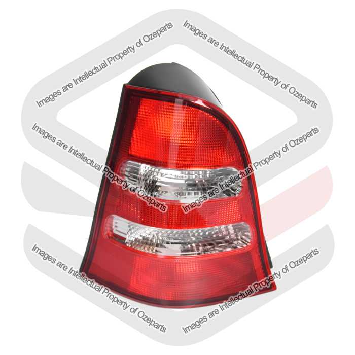 Tail Light AM (06/01-) (Clear Reverse Lens)