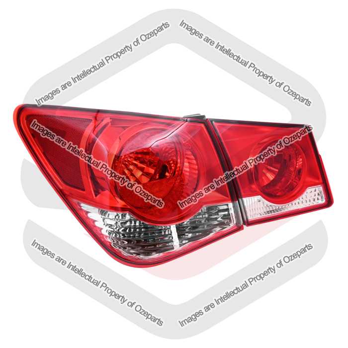 Tail Light + Rear Garnish (Sedan) AM (SET 2)
